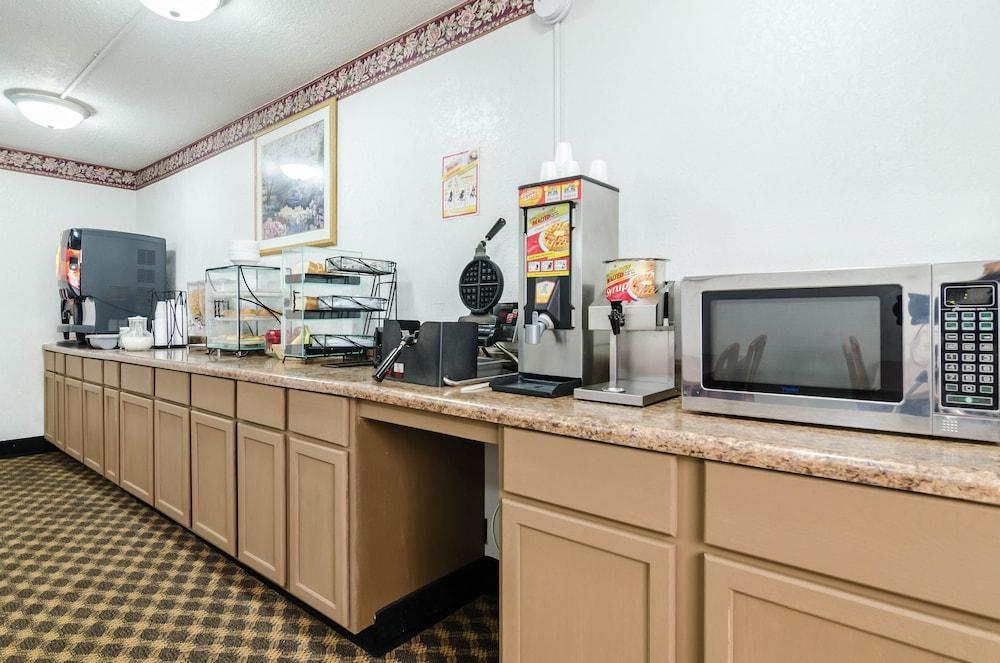 Econo Lodge Lexington Extérieur photo
